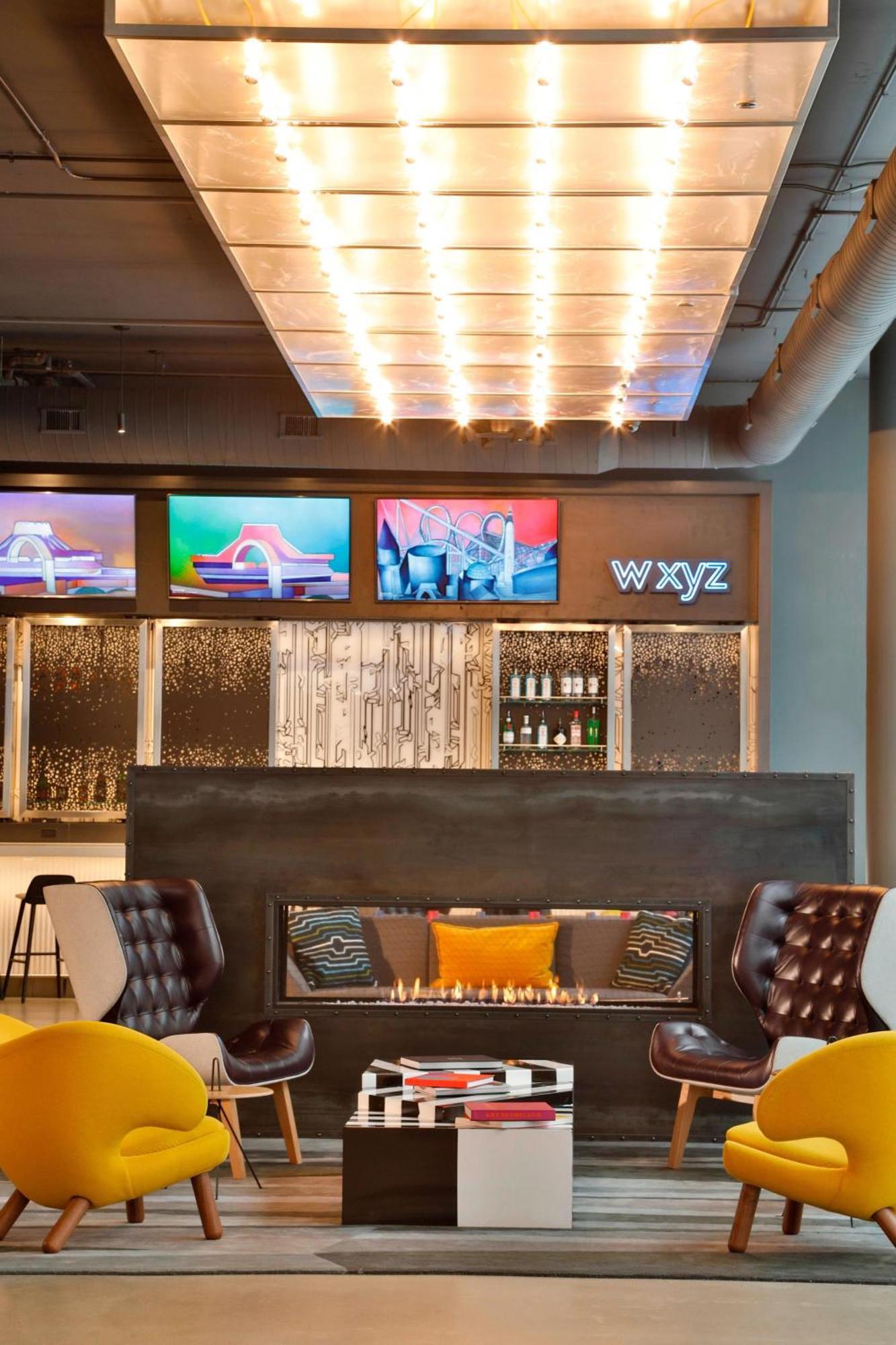 Aloft Chicago Mag Mile Hotel Exterior photo